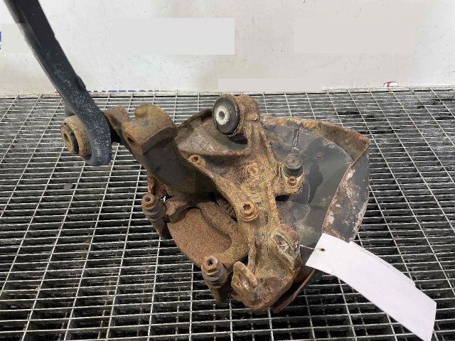 bontott AUDI A4 B7 Jobb hátsó Csonkállvány