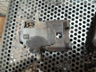 bontott AUDI A4 B7 Jobb hátsó Féknyereg Munkahengerrel