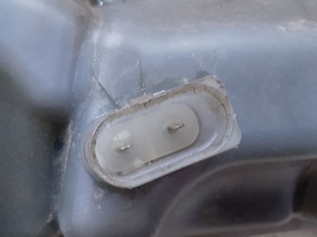 bontott AUDI A4 B7 Kiegyenlítő Tartály