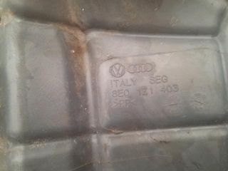 bontott AUDI A4 B7 Kiegyenlítő Tartály