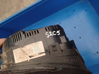 bontott AUDI A4 B7 Kilométeróra