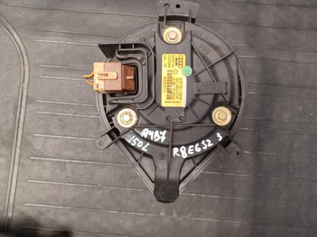 bontott AUDI A4 B7 Klímahűtő Ventilátor