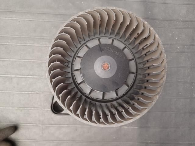 bontott AUDI A4 B7 Klímahűtő Ventilátor