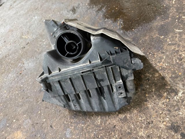 bontott AUDI A4 B7 Légszűrő Ház