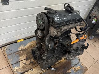 bontott AUDI A4 B7 Motor (Fűzött blokk hengerfejjel)