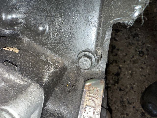 bontott AUDI A4 B7 Motor (Fűzött blokk hengerfejjel)