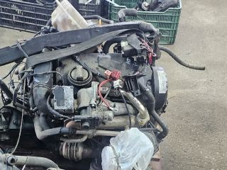 bontott AUDI A4 B7 Motor (Fűzött blokk hengerfejjel)