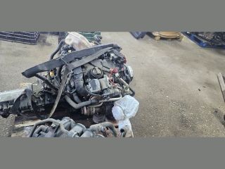 bontott AUDI A4 B7 Motor (Fűzött blokk hengerfejjel)