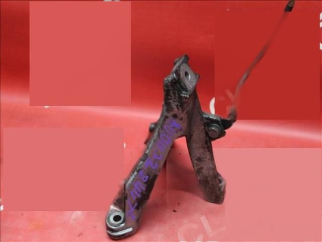 bontott AUDI A4 B7 Motor Tartó Bak (Fém)