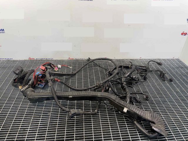 bontott AUDI A4 B7 Motortér Kábelköteg