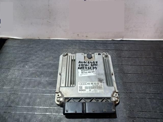 bontott AUDI A4 B7 Motorvezérlő