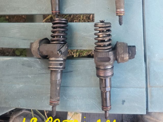 bontott AUDI A4 B7 Porlasztó (1 db)