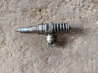 bontott AUDI A4 B7 Porlasztó (1 db)