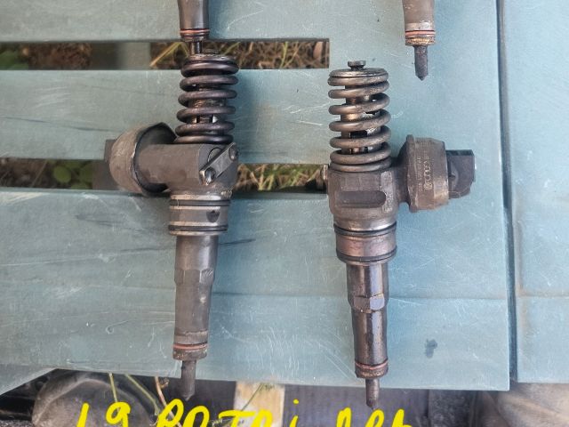 bontott AUDI A4 B7 Porlasztó (1 db)