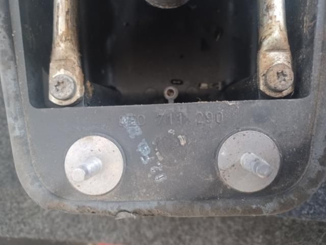 bontott AUDI A4 B7 Váltó Kulissza