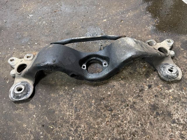 bontott AUDI A4 B7 Váltó Tartó Bak (Pozíciófüggetlen)