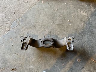 bontott AUDI A4 B7 Váltó Tartó Bak (Pozíciófüggetlen)