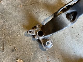 bontott AUDI A4 B7 Váltó Tartó Bak (Pozíciófüggetlen)