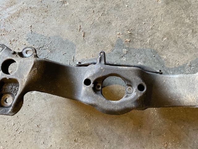 bontott AUDI A4 B7 Váltó Tartó Bak (Pozíciófüggetlen)