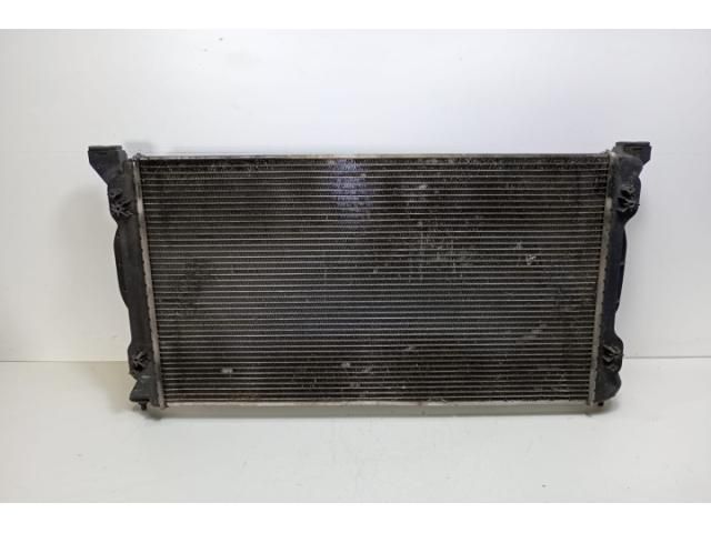 bontott AUDI A4 B7 Vízhűtő Radiátor (Nem klímás)