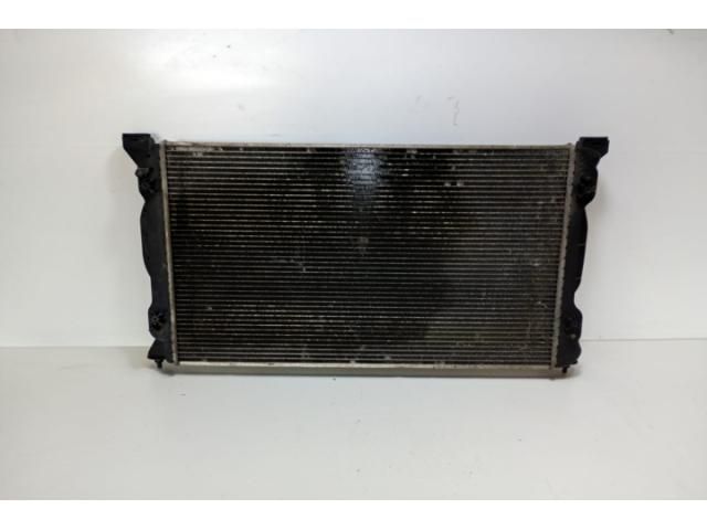 bontott AUDI A4 B7 Vízhűtő Radiátor (Nem klímás)