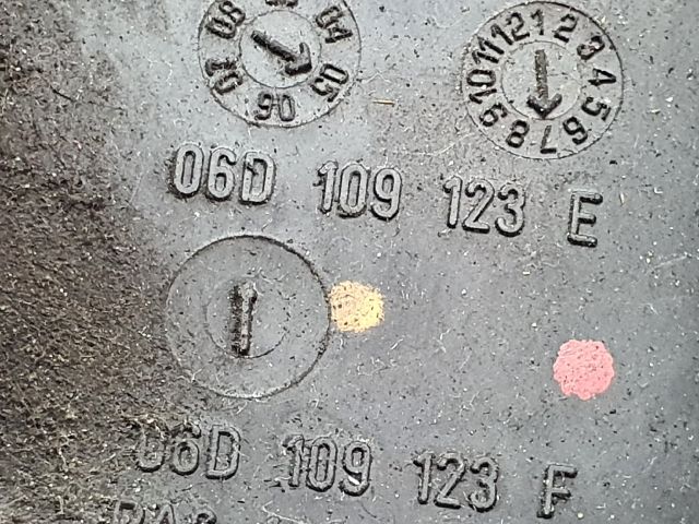 bontott AUDI A4 B7 Első Vezérlés Burkolat