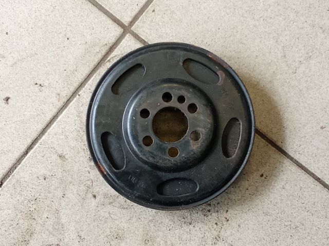 bontott AUDI A4 B7 Főtengely Szíjtárcsa