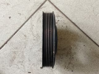 bontott AUDI A4 B7 Főtengely Szíjtárcsa