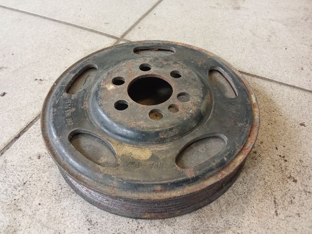 bontott AUDI A4 B7 Főtengely Szíjtárcsa