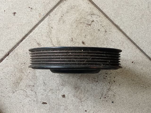 bontott AUDI A4 B7 Főtengely Szíjtárcsa