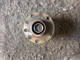 bontott AUDI A4 B7 Jobb első Kerékagy