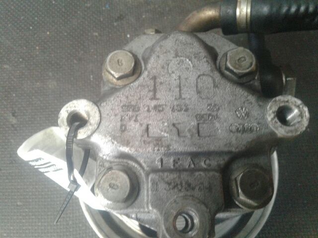 bontott AUDI A4 B7 Kormányszervó Motor (Hidraulikus)