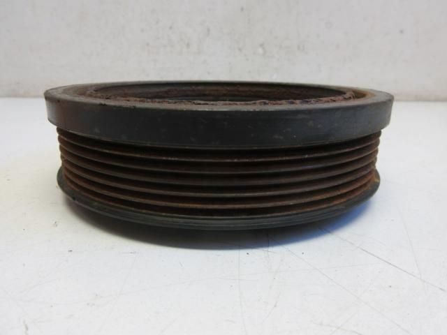 bontott AUDI A4 B7 Főtengely Szíjtárcsa