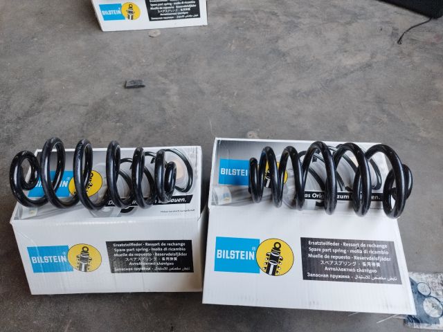 bontott AUDI A4 B7 Hátsó Rugó Pár