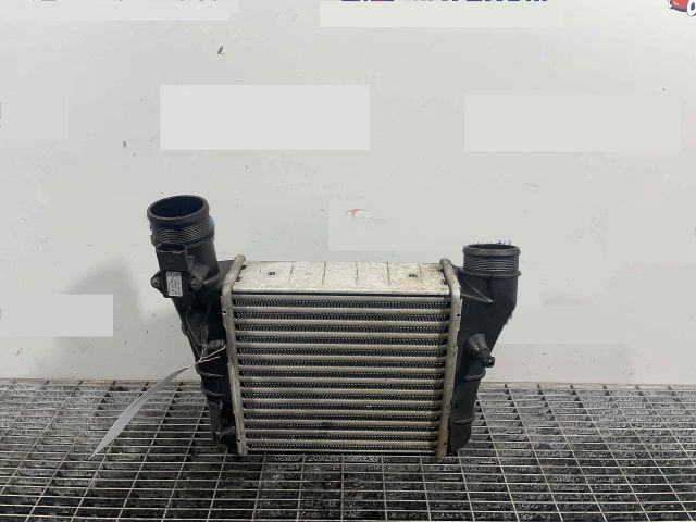 bontott AUDI A4 B7 Intercooler