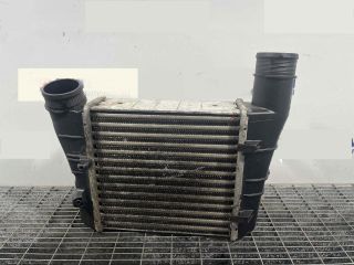 bontott AUDI A4 B7 Intercooler