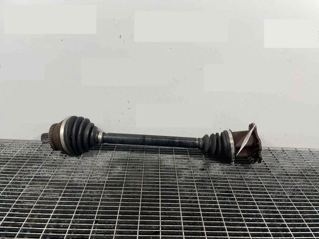 bontott AUDI A4 B7 Jobb Féltengely