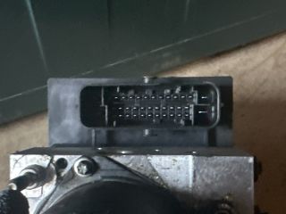 bontott AUDI A4 B7 ABS Kocka