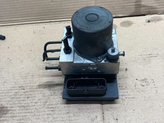 bontott AUDI A4 B7 ABS Kocka