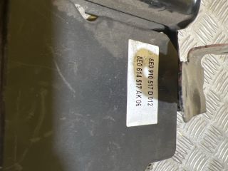 bontott AUDI A4 B7 ABS Kocka