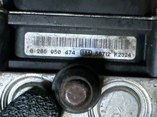 bontott AUDI A4 B7 ABS Kocka