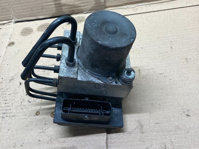 bontott AUDI A4 B7 ABS Kocka