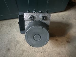 bontott AUDI A4 B7 ABS Kocka