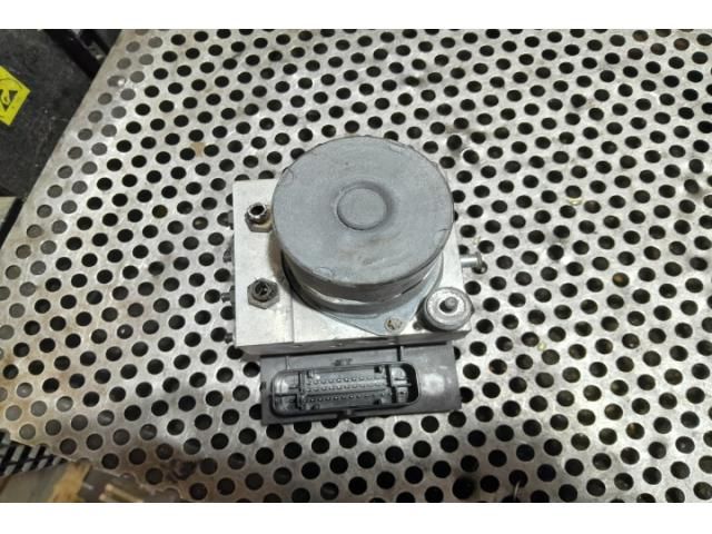 bontott AUDI A4 B7 ABS Kocka