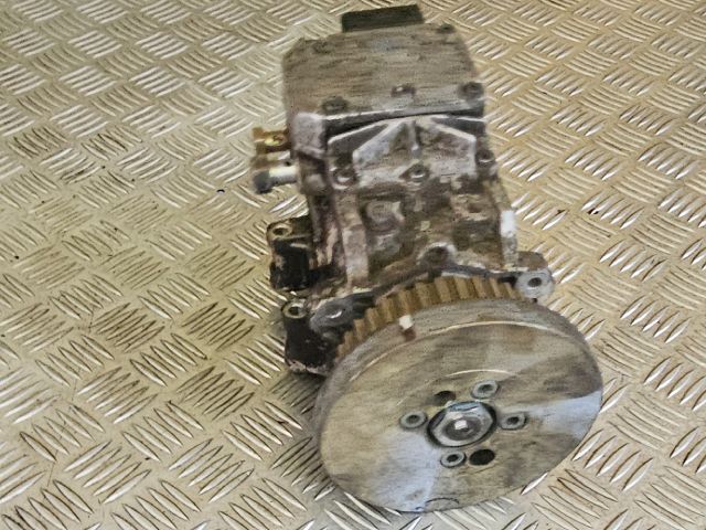 bontott AUDI A4 B7 Adagoló