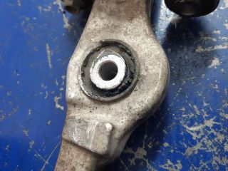 bontott AUDI A4 B7 Bal első Lengőkar