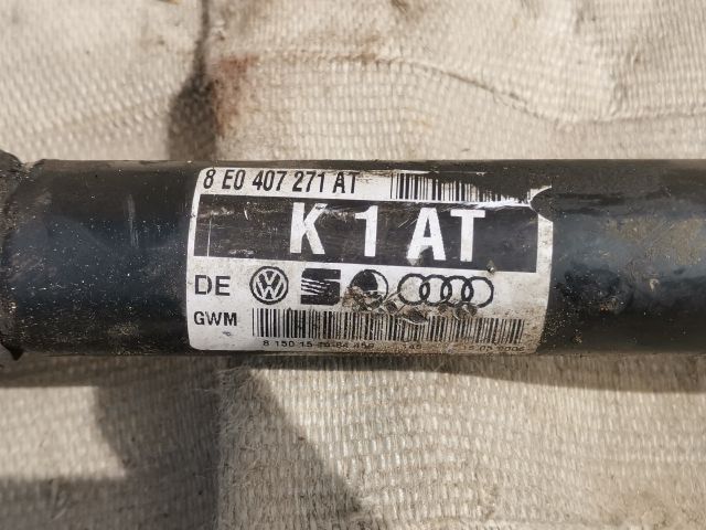 bontott AUDI A4 B7 Bal Féltengely