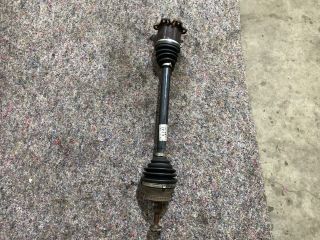 bontott AUDI A4 B7 Bal Féltengely