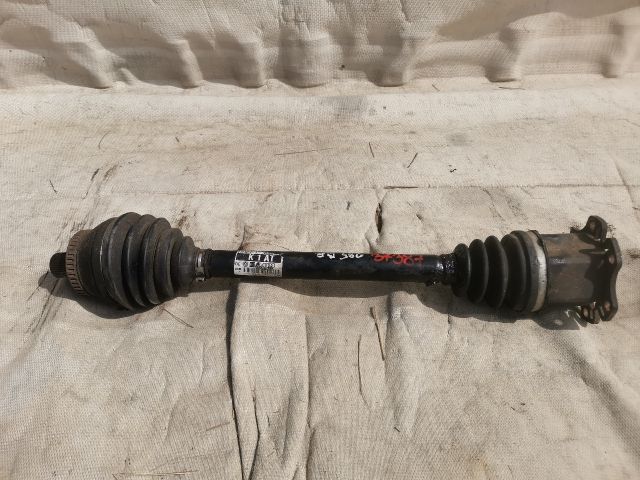 bontott AUDI A4 B7 Bal Féltengely