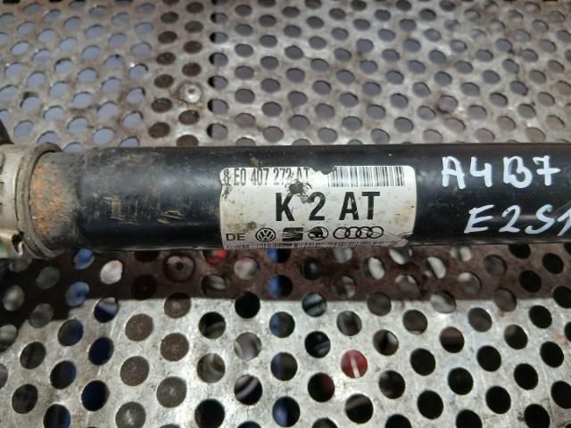 bontott AUDI A4 B7 Bal Féltengely